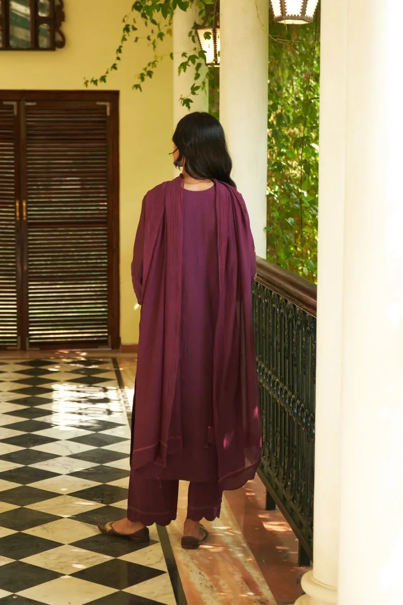 Amethyst embroidered kurta set