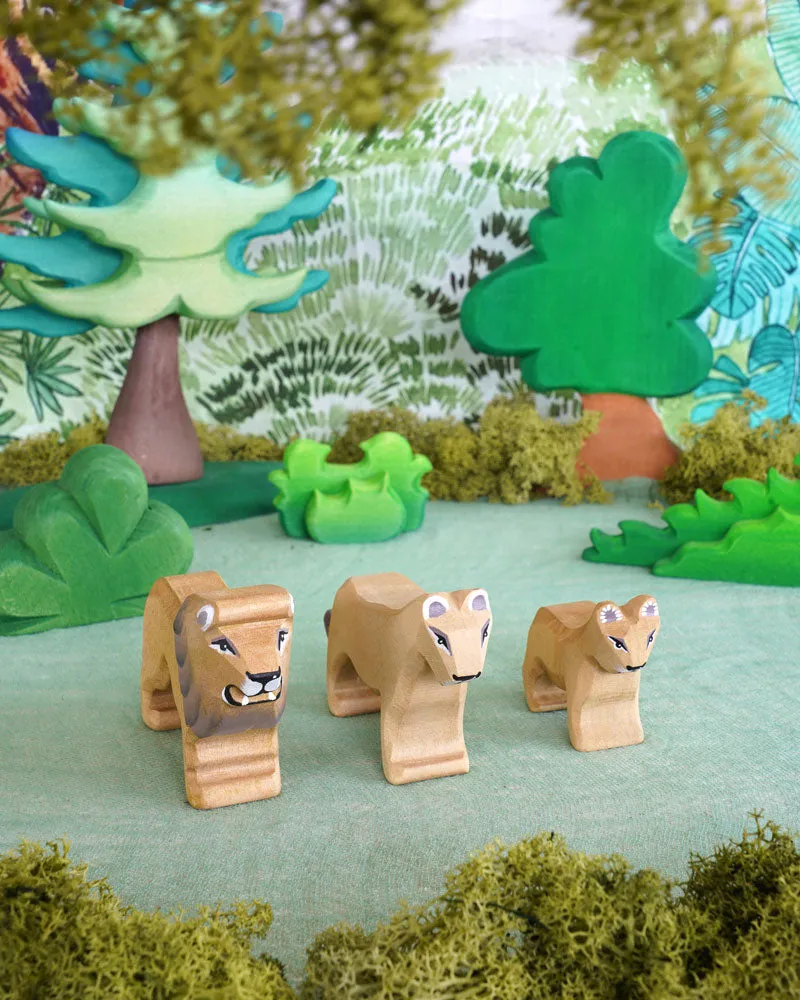 Bumbu Wooden Male Lion Toy