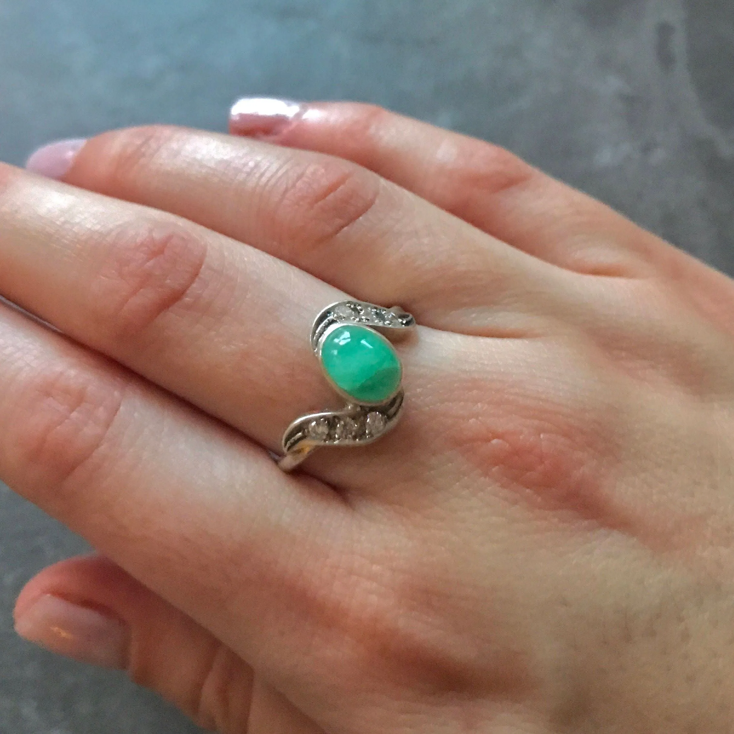 Genuine Emerald Ring - Green Oval Ring - Classy Vintage Ring