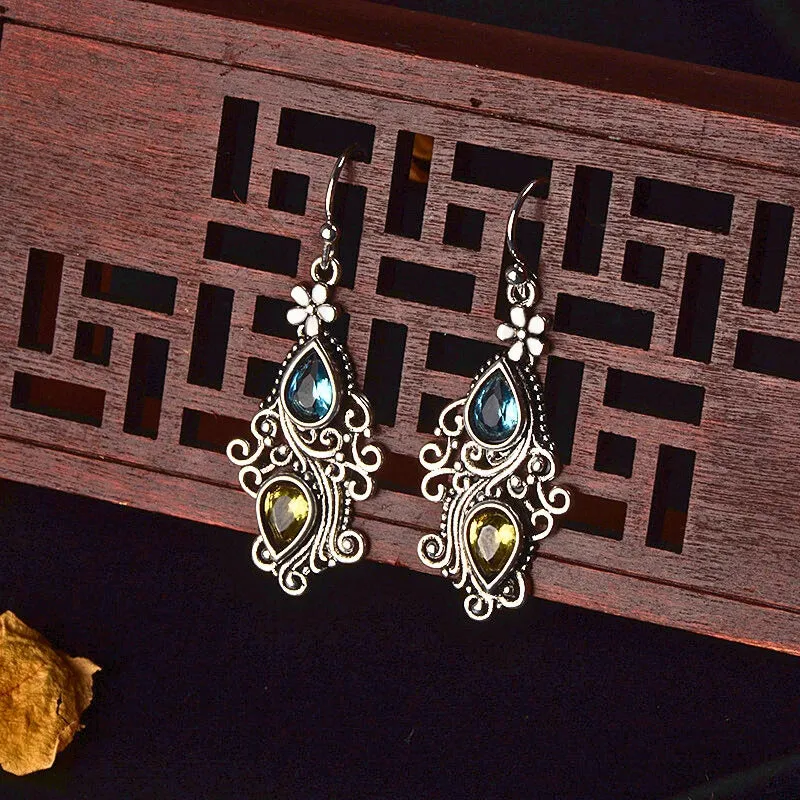 KOARI FILIGREE GEM EARRINGS